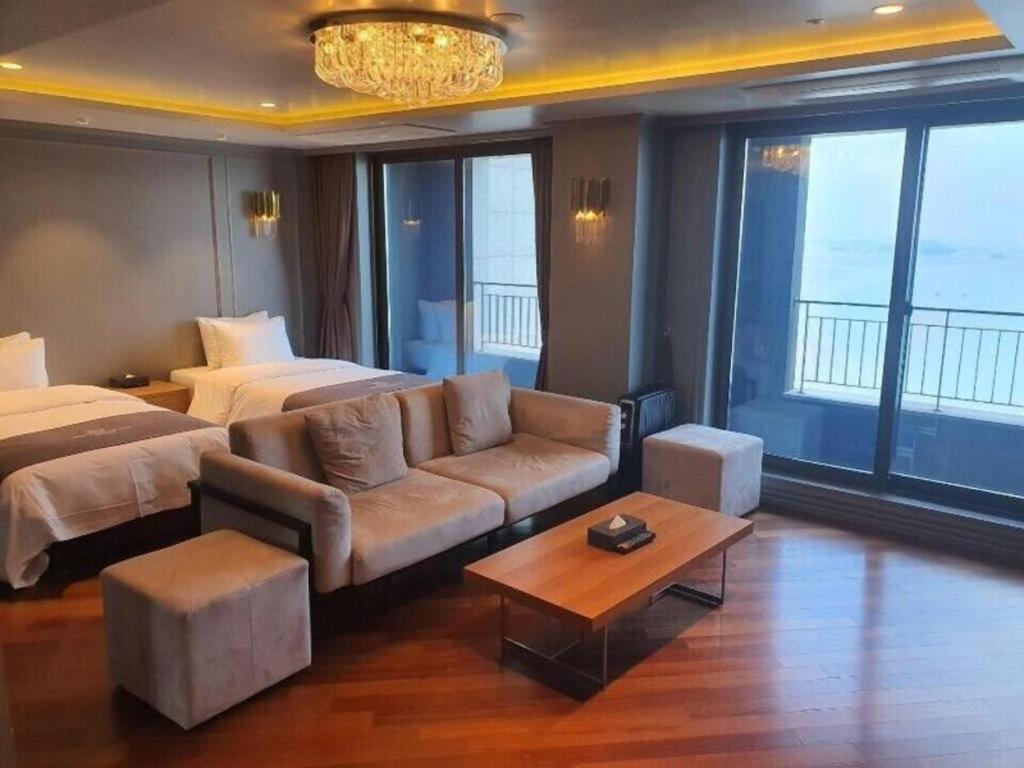 Grace Suite Hotel Incheon Exterior photo